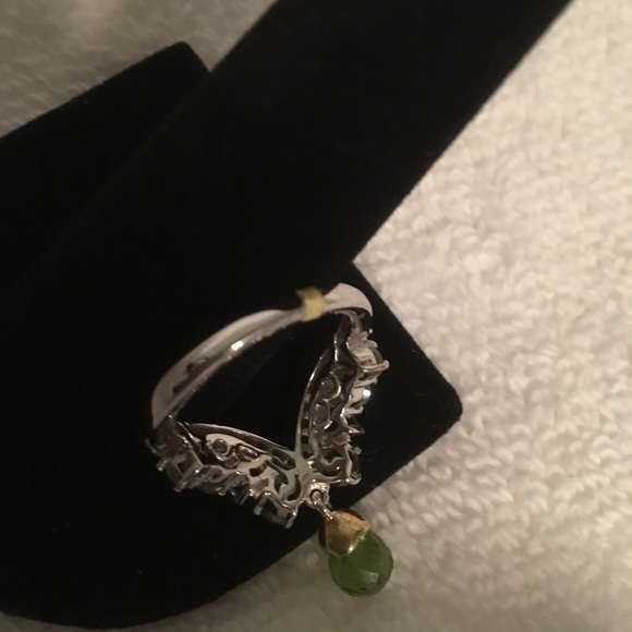 Ring - Picture 3 of 3